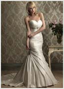 Off whit Dress Front